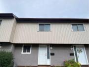 390 Woodfield Drive Ottawa ON K2G 3W9 3 Bedroom House...