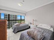 39/121 Surf Parade, Broadbeach QLD 4218 Apartment For...