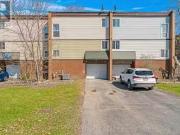 3912 Old Richmond Road, Ottawa, ON, K2H 5C4 house for lease.