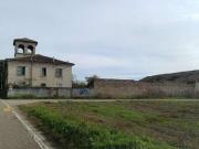 393/2024 4 BG Corpo di fabbrica di due piani fuori terra...