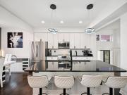 395 E Deshler Avenue