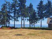 3983 Appian Way, Campbell River, BC V9H 1G3 House For...