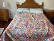 399248 Quarto com cama de casal em.