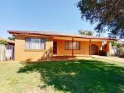 39 Oxley Circle, Dubbo, NSW 2830