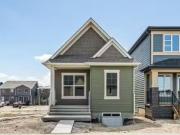 39 Royston Park Nw, Calgary, AB, T3L 0M5 house for sale Lis.