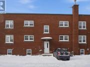 3 1171 MERIVALE ROAD