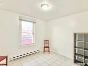 3 284 St. Patrick St, Ottawa, Ontario K1N 5K5