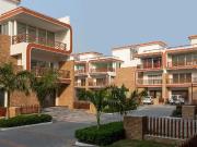 3.5 BHK Apartment in Sushant Golf City for resale...