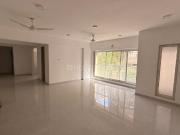 3.5 BHK Apartment in Vile Parle West for rent Mumbai....