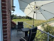 3,5 Zi. DG Wohnung ca. 80 m² + Balkon + Garage | ruhige...