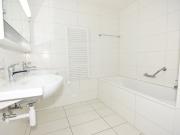 3.5 Zimmer, 96 m², EG