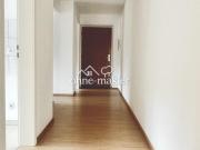 3,5 Zimmer Wohnung mit Balkon und guter Anbindung in...