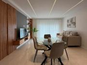 3 amb a la calle con balcón Centro