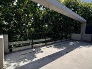 3 amb, con TERRAZA propia Y COCHERA, importantes balcones