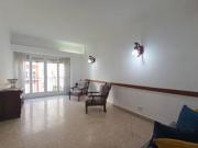 3 ambientes a la calle Macrocentro!