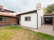 3 AMBIENTES CARAPACHAY JARDIN COCHERA PARRILLA