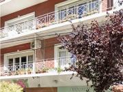 3 ambientes con dependencia. Impecable. P. baja. Plaza Mitre