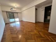3 ambientes con gran patio impecable!