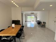 3 Ambientes con Vista Abierta + Cochera + Baulera —...