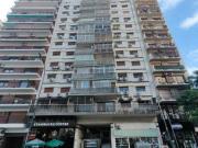 3 ambientes en alquiler. Contrafrente c/ balcón....