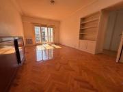 3 ambientes y dependencias gran ubicacación en edificio...