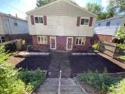 3 bed, 1 bathroom Duplex in Verona 616 1st St