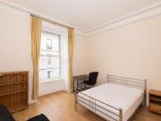 3 bed 1st Floor Flat to rent in Aberdeen City Of...