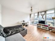 3 bed 1st Floor Flat to rent in Battersea Lambeth, SW8,...