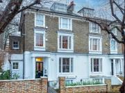 3 bed 1st Floor Flat to rent in London Camden, NW3, from...