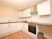 3 bed 1st Floor Flat to rent in London Lambeth, SW4,...