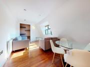 3 bed 1st Floor Flat to rent in London Tower Hamlets,...