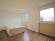 3 bed 1st Floor Flat to rent in London Tower Hamlets,...