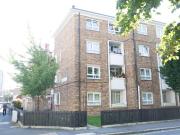 3 bed 1st Floor Flat to rent in Portsmouth Hampshire,...