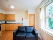 3 bed 1st Floor Flat to rent in Sheffield South...