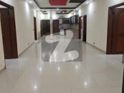 3 bed 2200 square feet apartment available for rent... 3 bed 2200 square feet apartment available for rent...