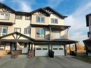 3 Bed 25 Bath Town House Sherwood Park For Rent