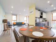 3 Bed 2 Bath Contemporary Apartment by Canal