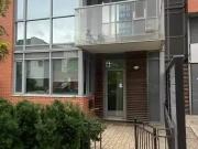 3 bed 3 wash townhouse for lease 1 parking included