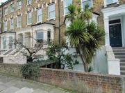 3 bed Apartment to rent in London Camden, N19, from...