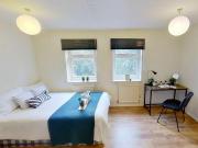 3 bed Apartment to rent in Nottingham Nottinghamshire,...