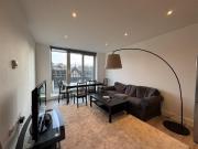 3 bed apartment to rent in Praed Street, London, W2 1
