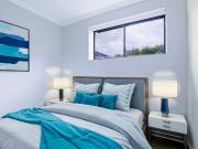3 Bed Apartment With Perfect Location!