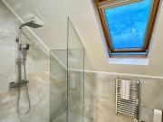 3 Bed Bungalow, Ballards Way, CR0