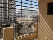 3 bed dd available for rent west open lower floor...