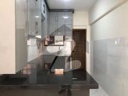 3 bed DD Flat Available For Sale in Gulistan e jauhar