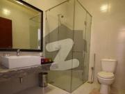 3 Bed DDL 200sq Yd Villa FOR SALE. All Amenities Nearby...