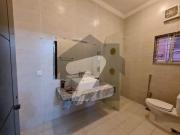 3 Bed DDL 200sq Yd Villa FOR SALE. All Amenities Nearby...