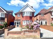 3 bed Detached to rent in Southampton Hampshire, SO15,...