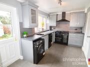 3 Bed End of terrace house For Rent