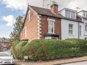 3 bed End of Terrace to rent in Sheffield South...